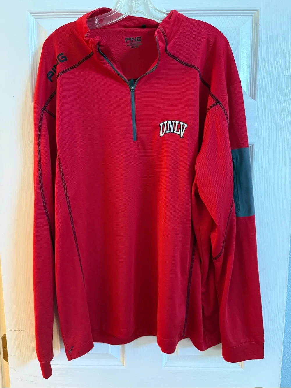PING Performance UNLV Rebels 1/4 Zip Pullover Red XXL Golf Athletic Jacket